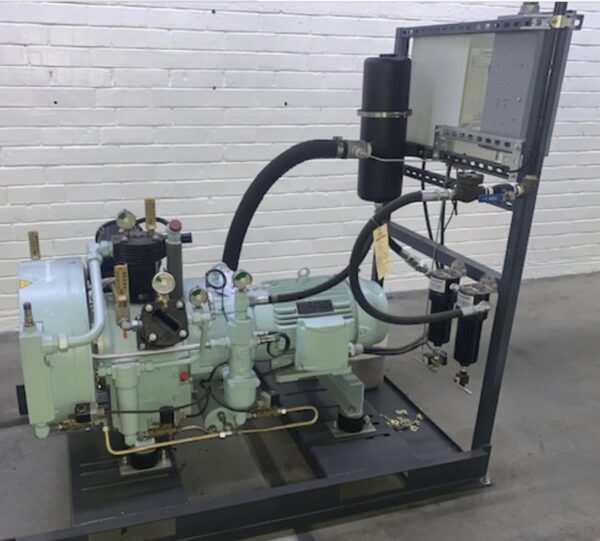 30 HP Sauer Model 81l Medium Pressure Air Compressor