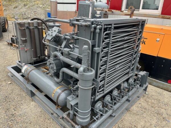 Reconditioned Lmf Model V17/5518l35k Air-cooled, High Pressure Air Compressor - Image 9
