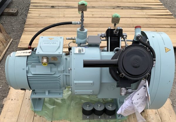 Model 4p45l, 15 HP, Medium Pressure Air Compressor