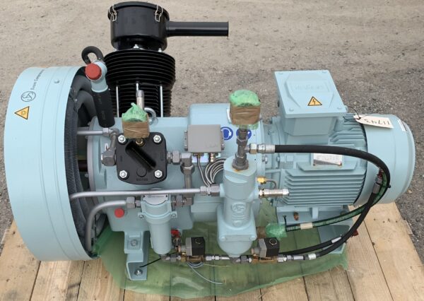 Model 4p45l, 15 HP, Medium Pressure Air Compressor - Image 4