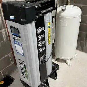 Nano Model Gen2-1110 Nitrogen Generator C/w Receiver Tank